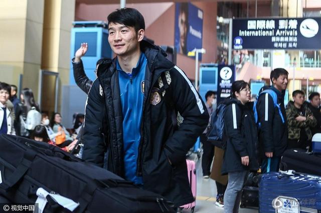 目前，他与贝尔格莱德游击的合同将会在年底到期，届时他将会成为一名自由球员。